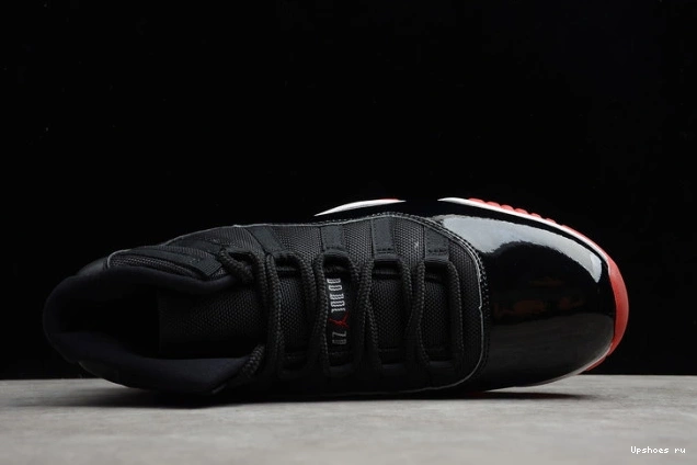 (2019) Retro 378037-061  Jordan Bred 11 Playoffs 0203